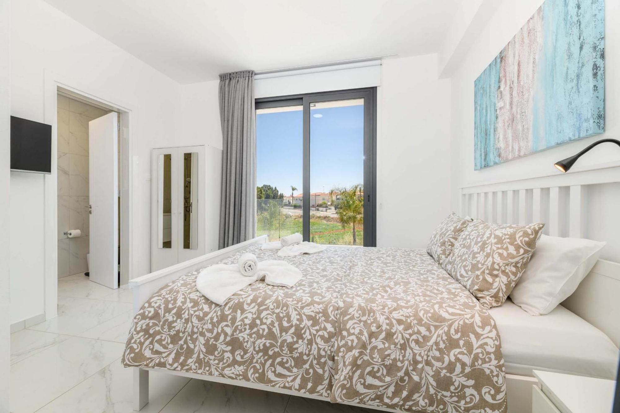 By The Beach - Royal Sapphire Villa Protaras Esterno foto